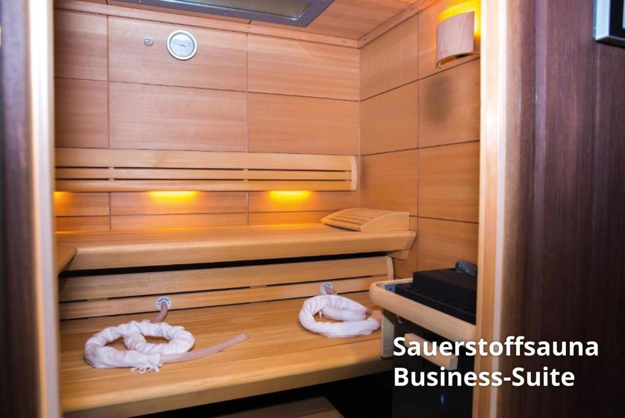 Plus Punkt Private Spa ไวน์การ์เทิน ภายนอก รูปภาพ