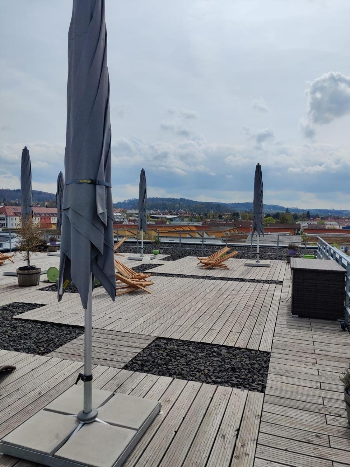 Plus Punkt Private Spa ไวน์การ์เทิน ภายนอก รูปภาพ