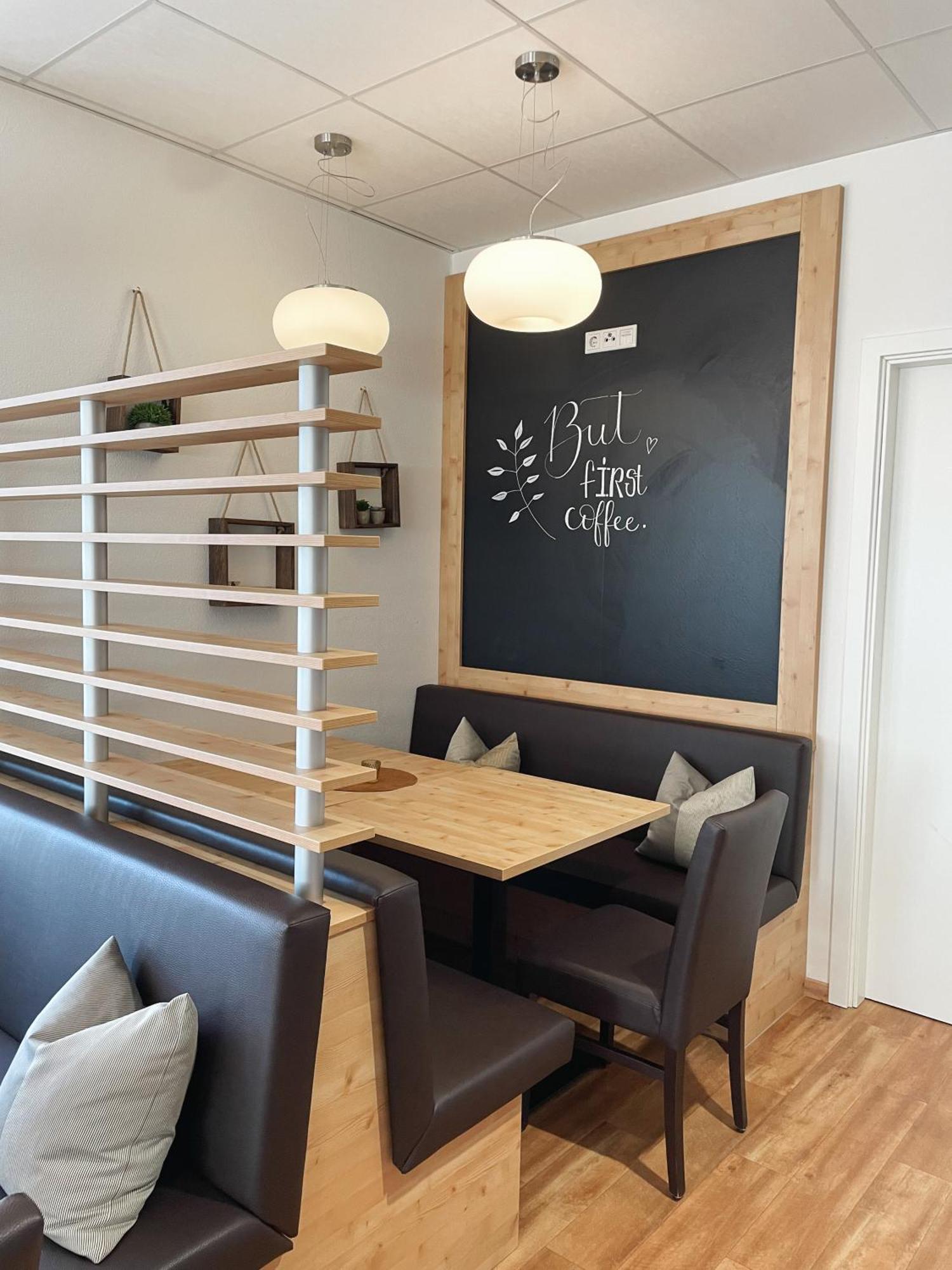 Plus Punkt Private Spa ไวน์การ์เทิน ภายนอก รูปภาพ